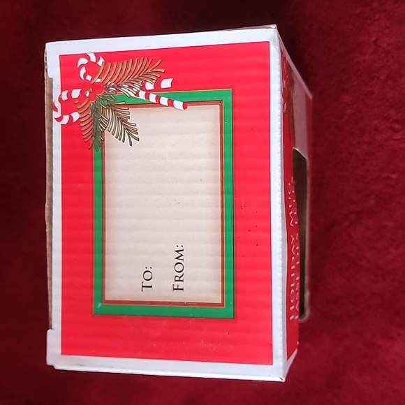 NIB, Holiday Mug. Cardinal Design. - Picture 3 of 9